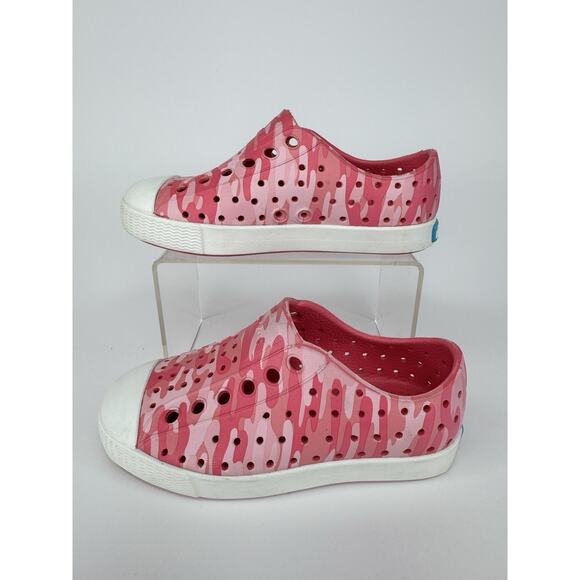 Native Jefferson Slip On Kids Size C7 18-24mo Pink Camo Waterproof Play Shoes - Picture 3 of 12